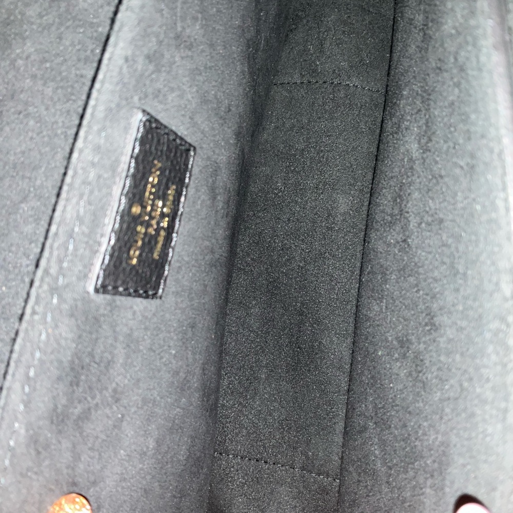 Sold Louis Vuitton Vaugirard - Picture 16 of 16